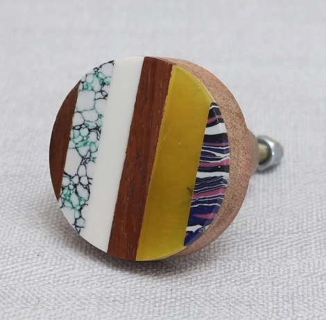 45064Multicolor Resin And Wood Cabinet Knob-WRK-135