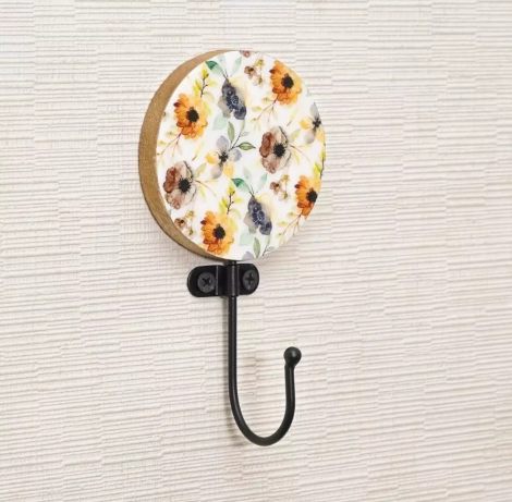 60341Multicolor Floral Pattern Round Wood and Resin Wall Mounted Hooks