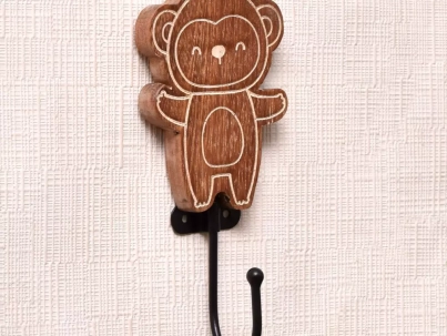 61214Brown Wooden Monkey Wall Hooks For Hanging